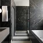 Malmaison فندق 4*